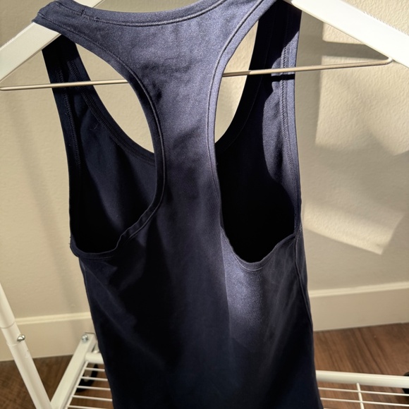 Athleta Shanti Powervita Raceback Tank in Navy Size XS like new - Picture 4 of 9